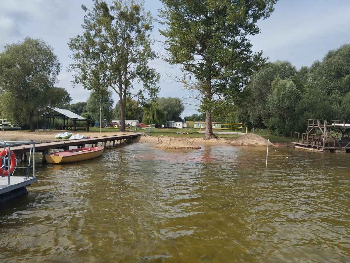 Вілла Osrodek Wypoczynkowy "Marina Rozbejko" Мишлібуж Екстер'єр фото